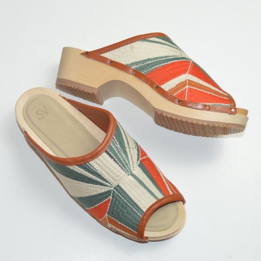 Santa Venetia Anise Mid Heel Clog Sandal - 39